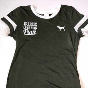 Two pink T-shirt’s💕